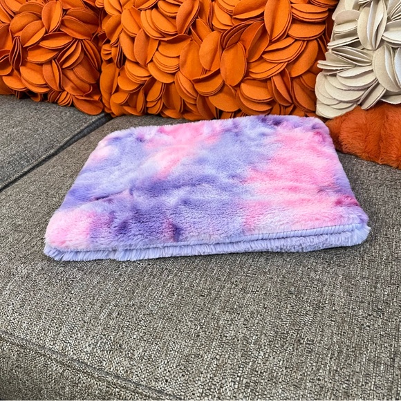 ❣️🆕The Designer Minky Co. Large Minky Makeup Bag❣️ - Picture 3 of 7